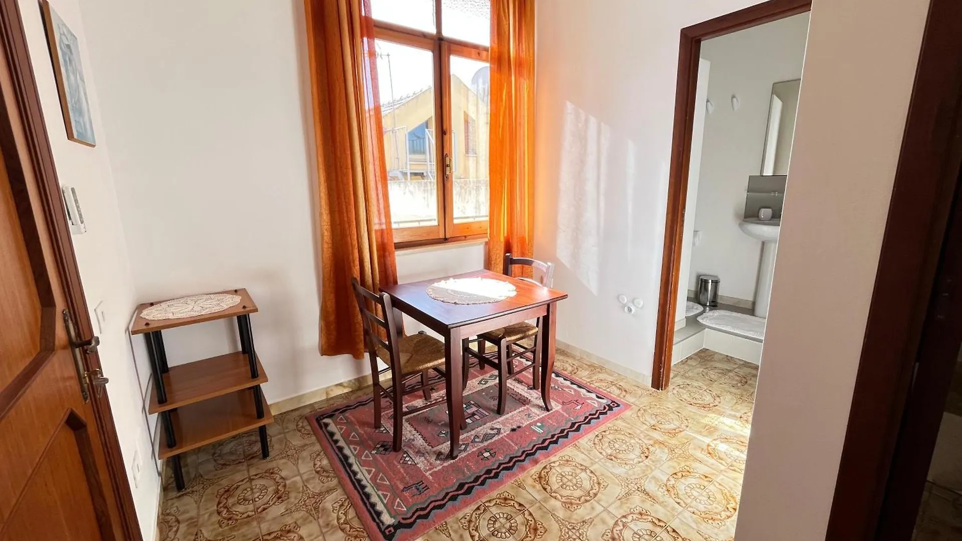 Guest house A Casa Di Sabrina Hotel Monserrato Italy